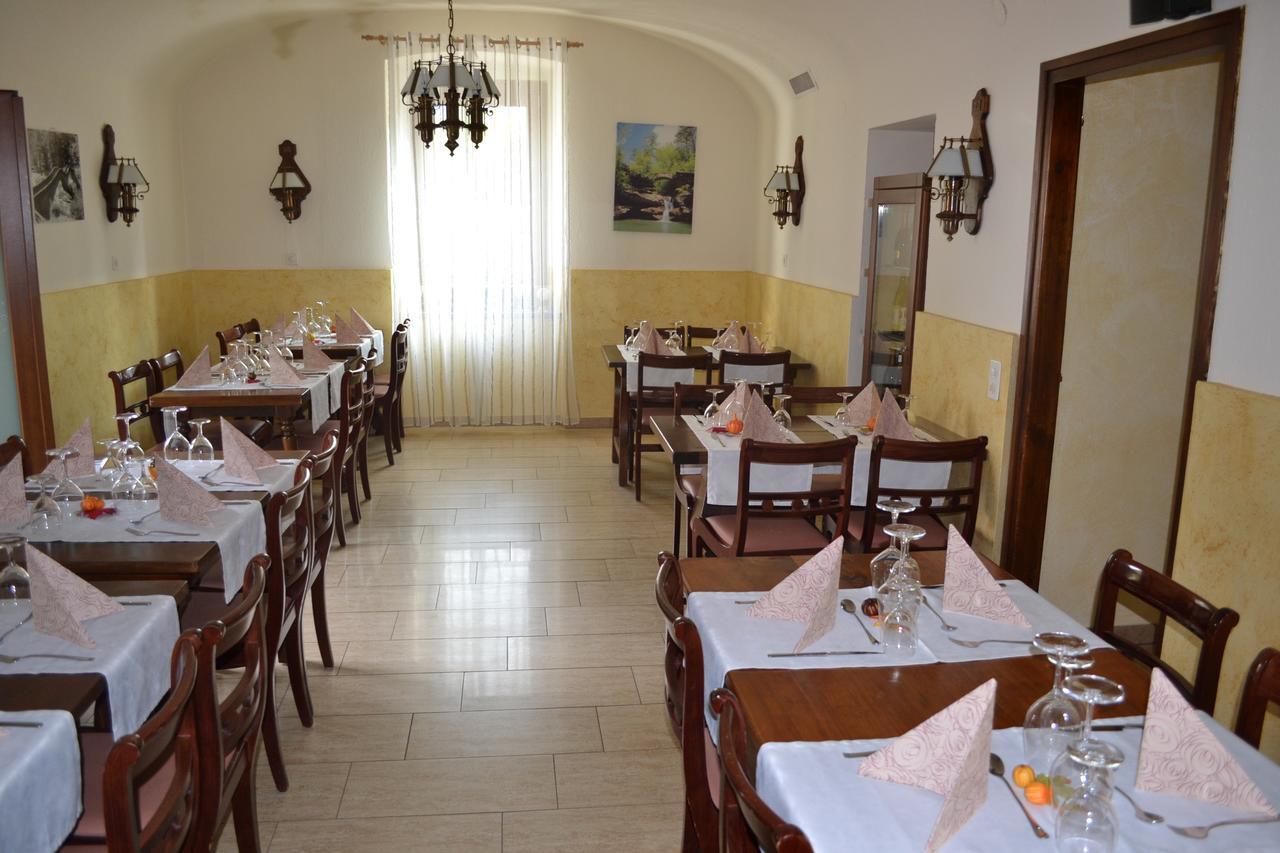 Bed and Breakfast Ristorante Del Ponte Cugnasco Exterior foto